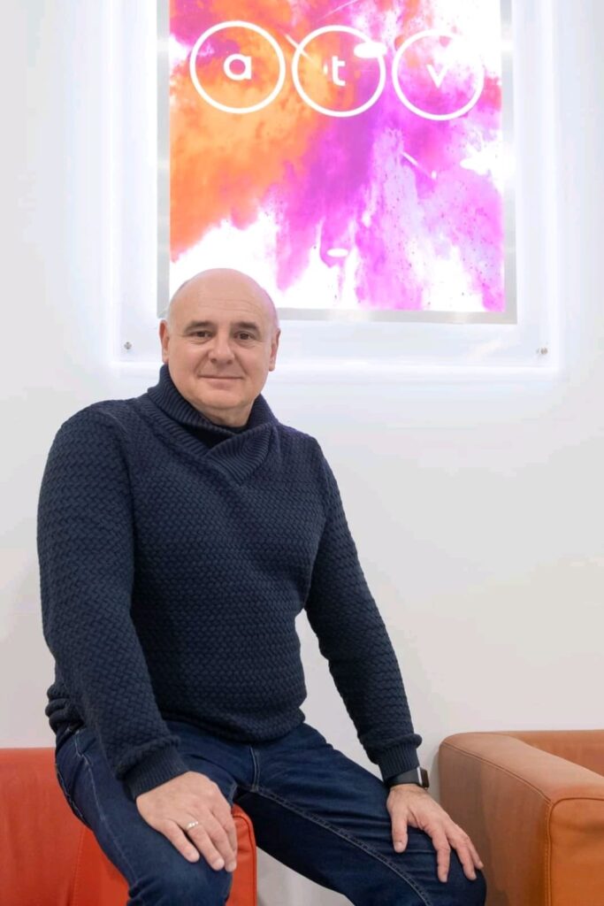 1000188223